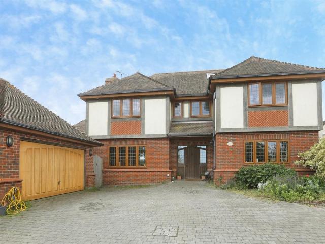 House for sale in Minster-on-Sea, Oad Street
