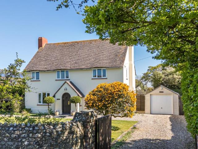 House for sale in Littlecote, West Sussex