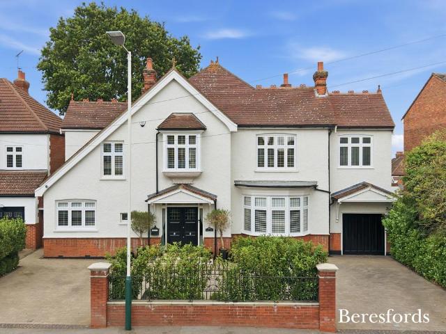 House for sale in Upminster, Greater London