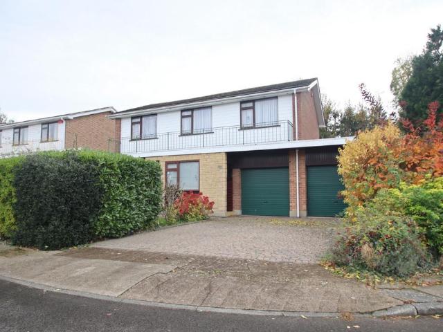 House for sale in Bickley, Greater London