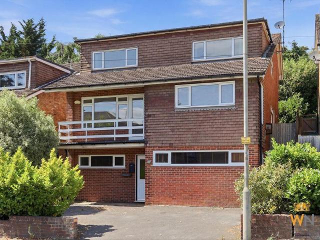 House for sale in Navestock Side, Essex