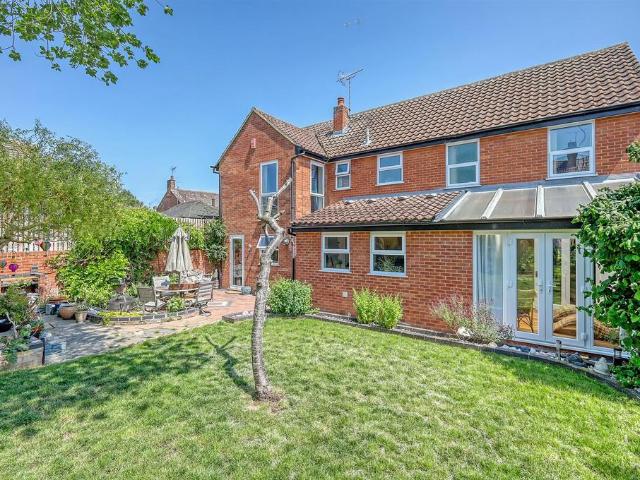 House for sale in Gaston Green, Duton Hill