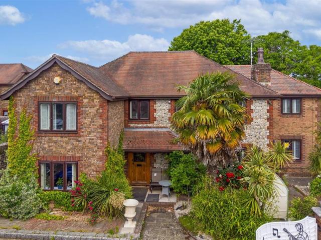 House for sale in Angmering, Clapham