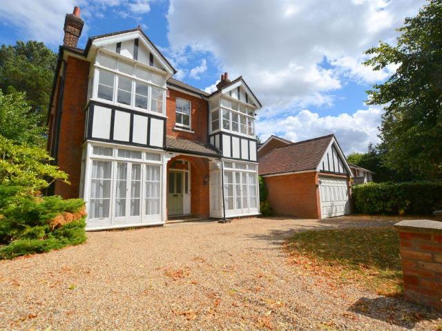 House for sale in London Borough of Harrow, Greater London