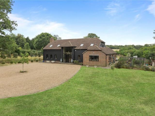 House for sale in The Butts, Kent
