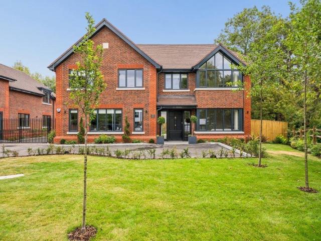 House for sale in Denham, Gerrards Cross and Chalfonts Community Board, Buckinghamshire