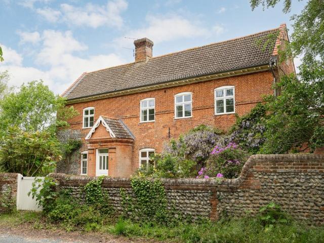 House for sale in Comers, Norfolk