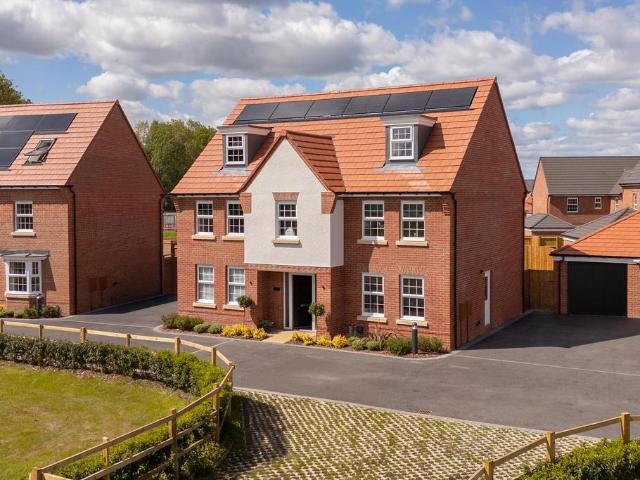 House for sale in Overstone Leys, Overstone