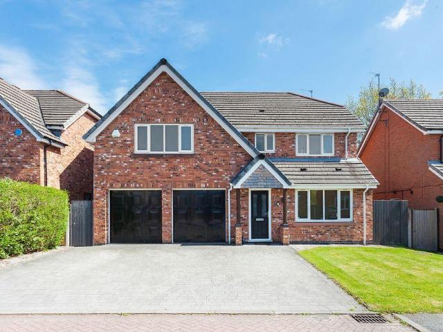 House for sale in Mossley, Congleton