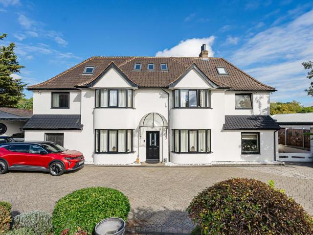 House for sale in Codicote, North Hertfordshire