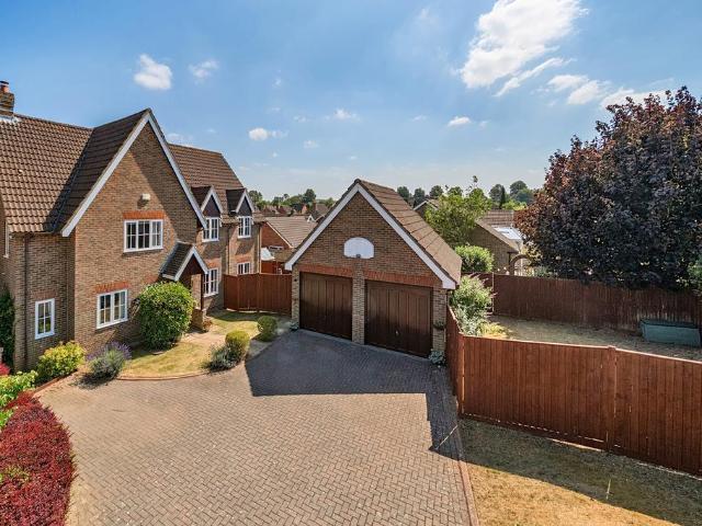 House for sale in Great Bedwyn, Wiltshire