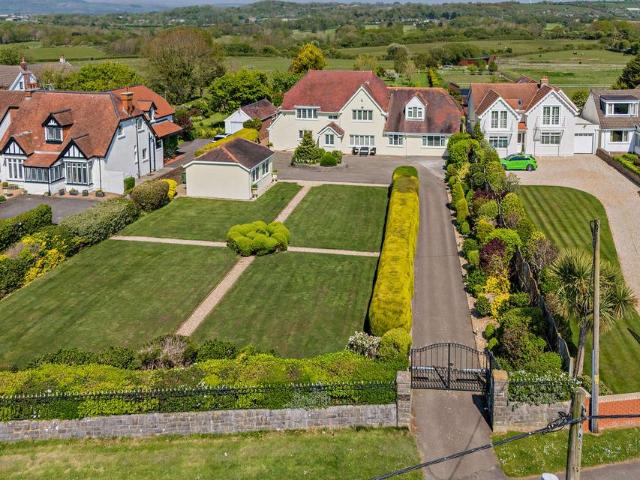 House for sale in Porthcawl, Nottage