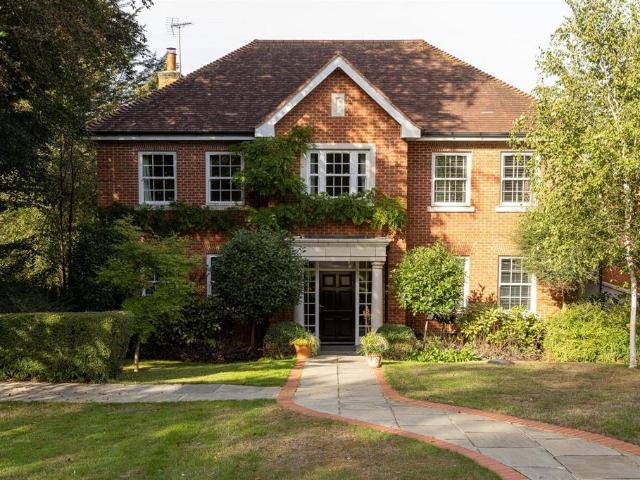 House for sale in Chipstead, Reigate and Banstead