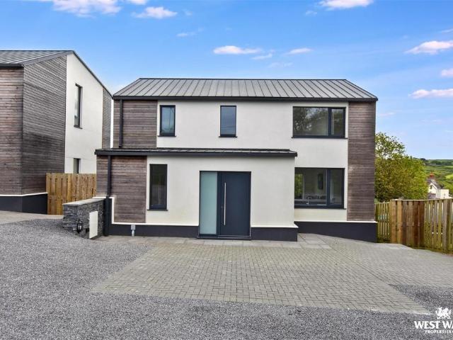 House for sale in Trefin, Wales