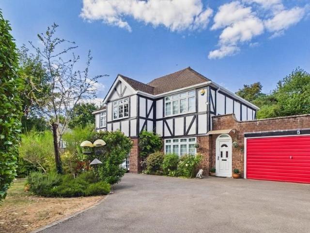 House for sale in Chepping Wycombe, Flackwell Heath