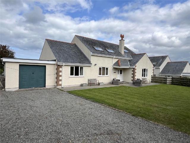 House for sale in Llanfair-Mathafarn-Eithaf, Brynteg