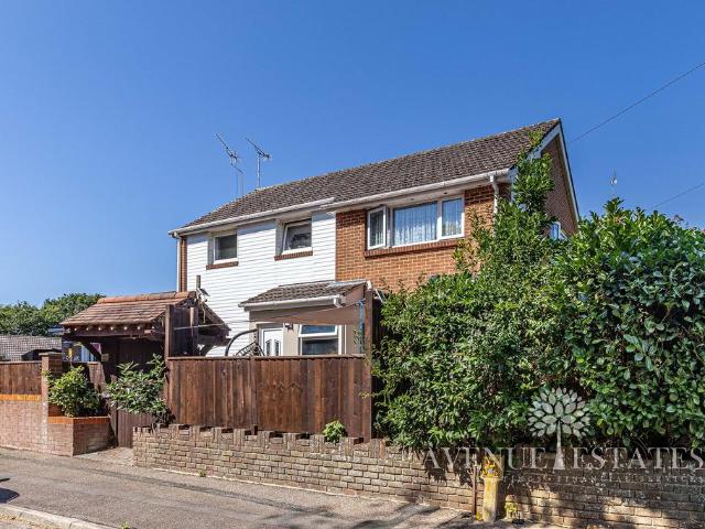 House for sale in Kinson, Bournemouth