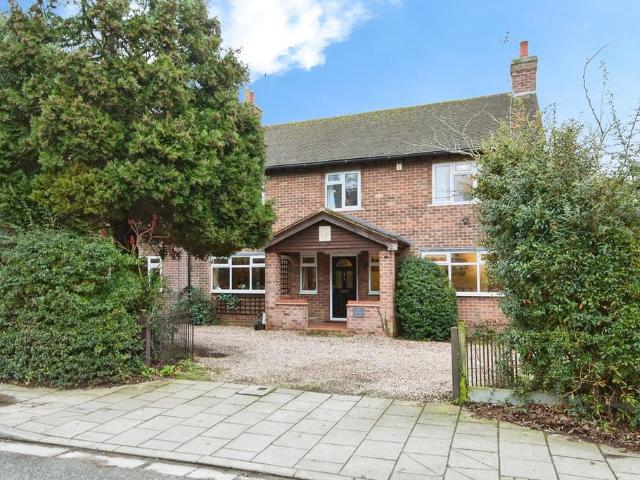 House for sale in Attenborough, East Midlands