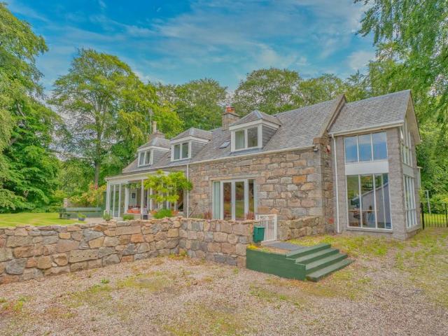 House for sale in Woodside, Ballindoch