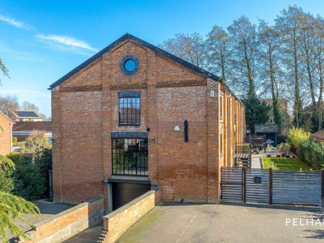 House for sale in Peterborough