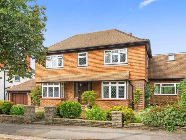 House for sale in Carshalton Beeches, Greater London