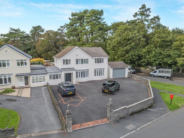House for sale in Pant-lasau, Swansea