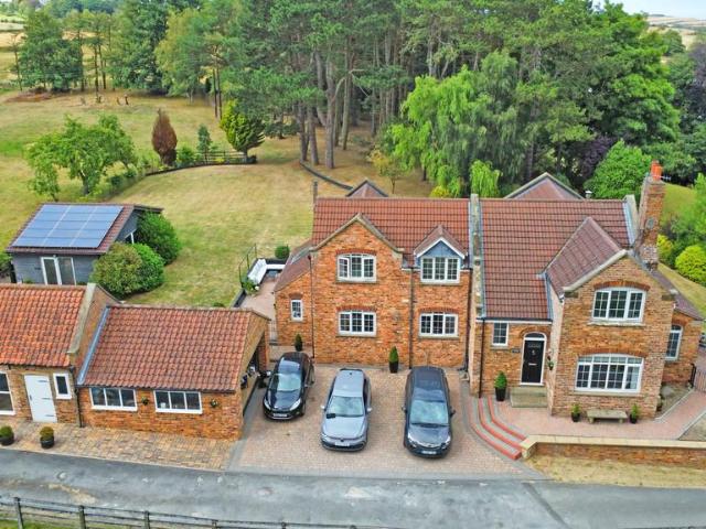 House for sale in Newby and Scalby, North Yorkshire