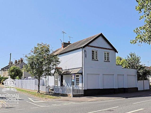 House for sale in Essex