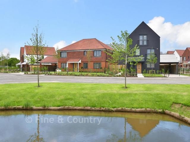House for sale in The Bridge, Kent