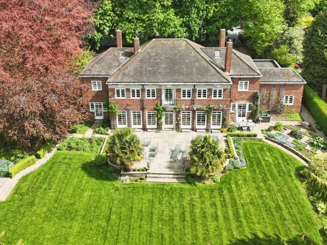 House for sale in Cottingham, East Riding Of Yorkshire