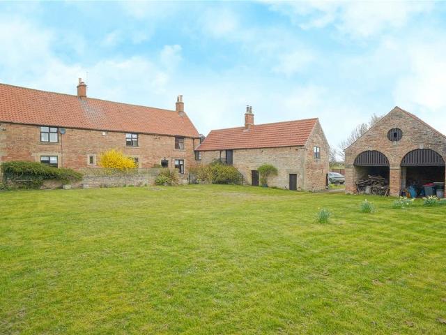 House for sale in Dinnington, South Yorkshire