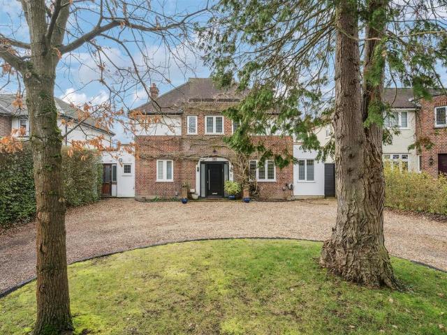 House for sale in Radlett, Hertfordshire