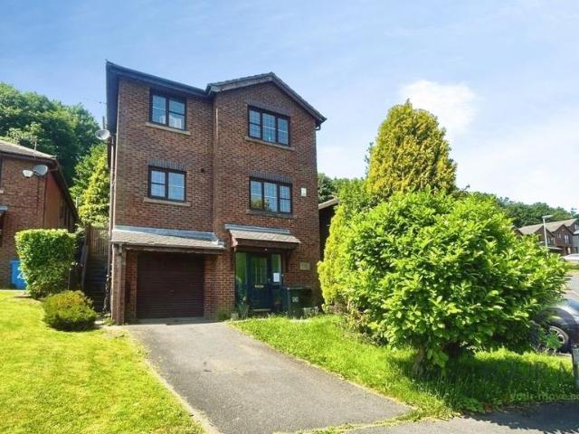 House for sale in Saddleworth, Pendock