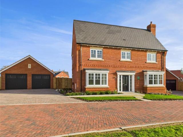 House for sale in Chelmondiston, Suffolk