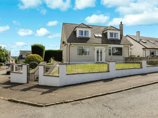 House for sale in Clarkston, Scotland