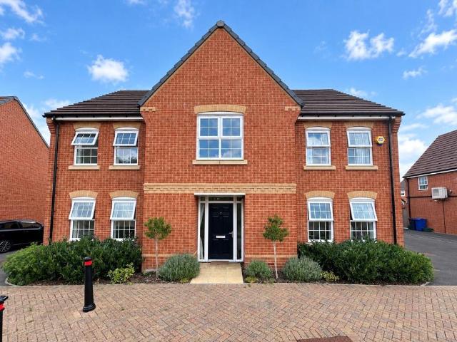 House for sale in Hart, Hampshire