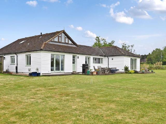 House for sale in Sandown Park, Kent