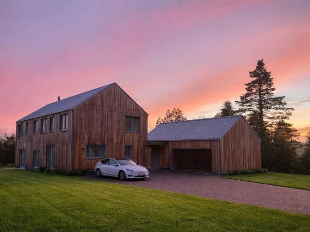 House for sale in Milnathort, Scotland
