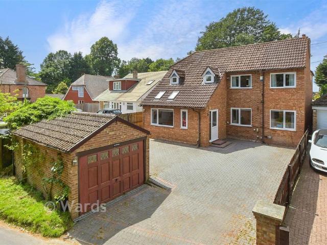 House for sale in Folkestone, Kent