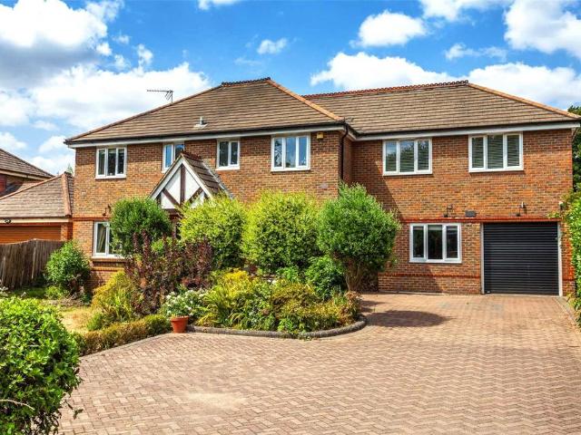House for sale in Lunnon, Buckinghamshire