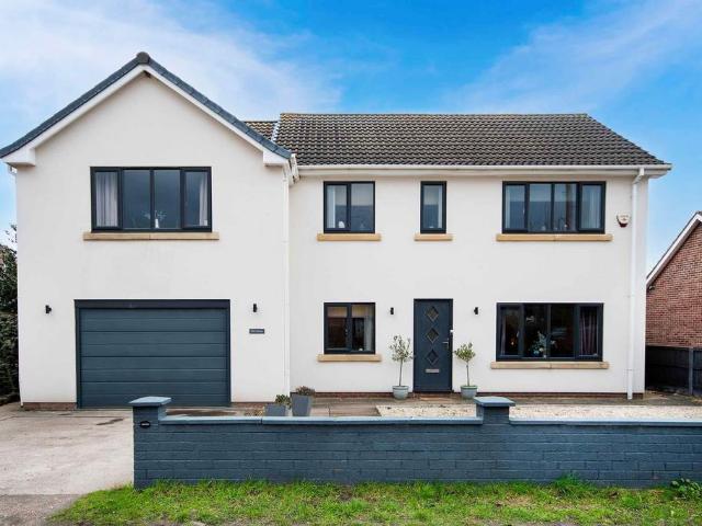 House for sale in Blaxton, South Yorkshire