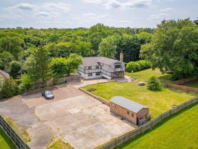 House for sale in Broxbourne, Hertfordshire