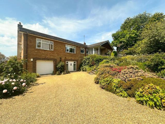 House for sale in Heswall, Wirral