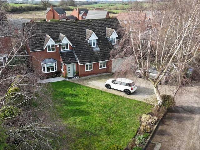 House for sale in Stanford On Avon, Leicestershire