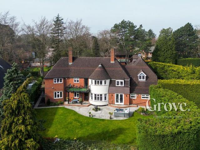 House for sale in Stourbridge, West Midlands