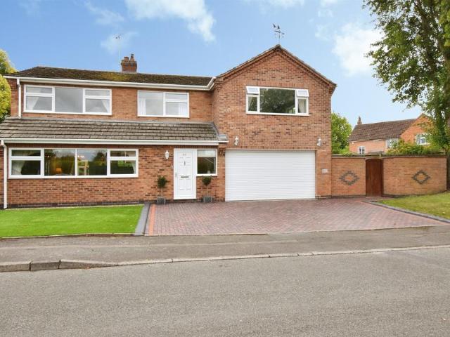 House for sale in Bushby, Harborough