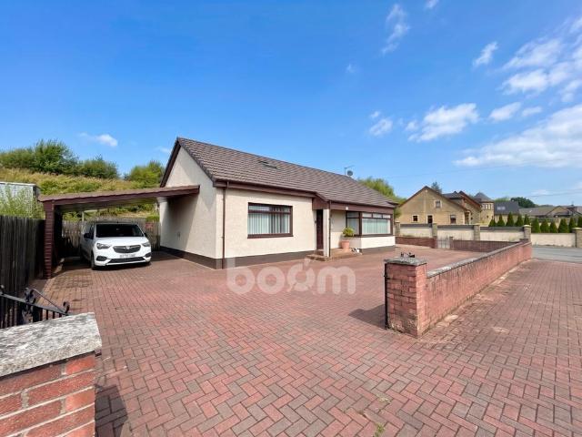House for sale in Barrmill, Scotland