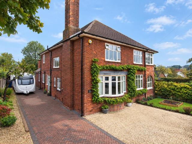 House for sale in Mount Pleasant, East Staffordshire