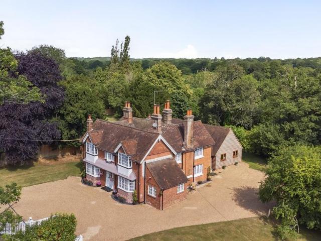 House for sale in Horsham, West Sussex