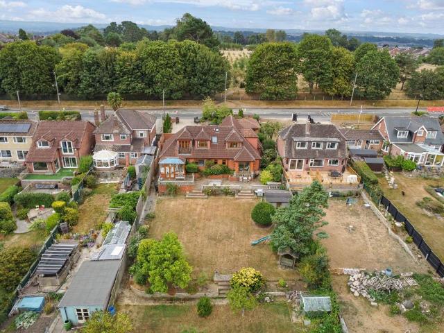 House for sale in Preston Plucknett, Yeovil